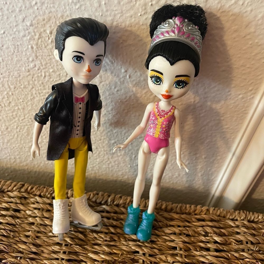 Enchantimals Darling Ice Dolls Boy and Girl